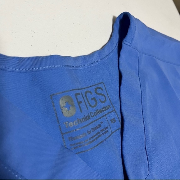 Figs Men’s Chisec Three-Pocket Scrub Top Ceil Blue XS G - Picture 5 of 6